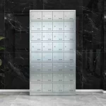 32-door stainless steel plate cabinet